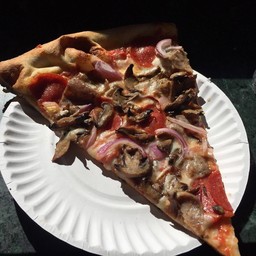 Joe’s Pizza Williamsburg