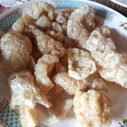 แคปหมูติดมัน