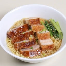 บะหมี่เป็ดย่างหมูกรอบ