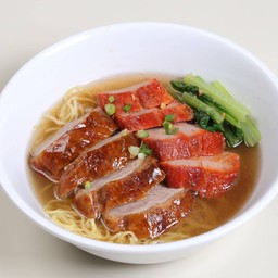 บะหมี่เป็ดย่างหมูแดง