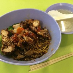 Ji Ji Wanton Noodle Specialist Hong Lim Food Complex