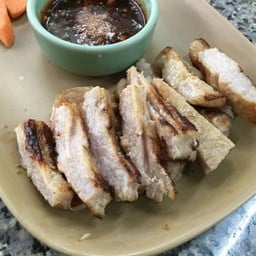 คอหมูย่าง