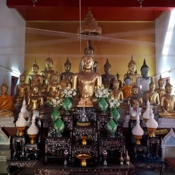 พระประธานภายในพระอุโบสถหลังเก่า ซึ่งบรรจุพระสรีรังคาร(เถ้ากระดูก)