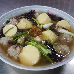 แกงจืดสาหร่าย