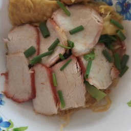 บะหมี่-เกี๊ยวหมูแดง