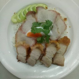 ข้าวหมูแดง-หมูกรอบ