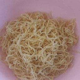 บะหมี่เปล่า ก้อนละ