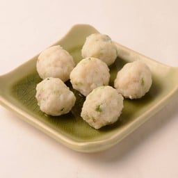 ลูกชิ้นปลาหมึก