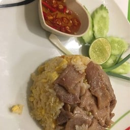 ข้าวผัดหมู