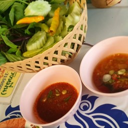 อาหารรสชาดจัดจ้าน ไม่ได้แตะน้ำจิ้มเลย