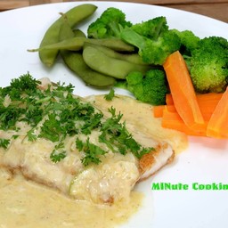 สเต็กปลากระพงซอสครีมมะนาว  Grilled Sea Bass with Lime Sauce
