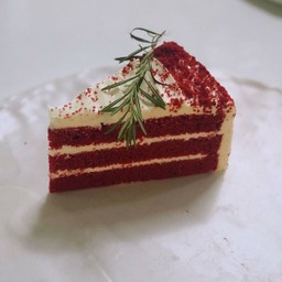 RED VELVET CAKE