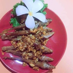 ปลาทรายทอดขมิ้น