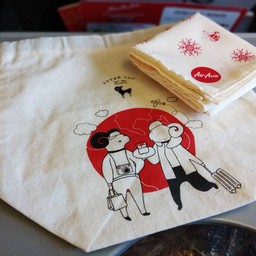 ของแถมเป็นผ้าเช็ดหน้า กระเป๋าลาย Unlimited แลกซื้อ 30 บาท