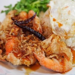 ข้าวหมูทอดซอสมะขาม Fried pork with tamarind sauce