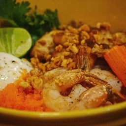 หิวดึก ข้าวแห้งต้มยำ