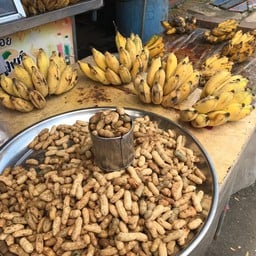 กล้วยทอดป้าเป็น สะพานเหล็ก