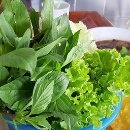 ก๋วยเตี๋ยวอร่อยบอกต่อ