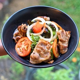 Grilled Pork Salad with Japanese sauce