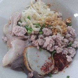 ก๋วยเตี๋ยวโบราณ (ก๋วยเตี๋ยวผู้กำกับเดิม)