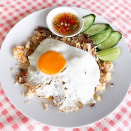 เซอร์ไพร์สมากๆ เพราะทางร้านใช้เบคอนและทำออกมาได้อร่อยมากๆ