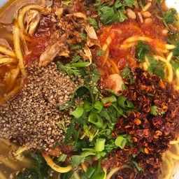 ก๋วยเตี๋ยวไก่ยูนนาน