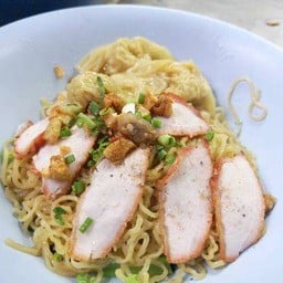 สุริยะ บะหมี่เกี๊ยว