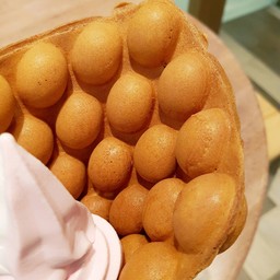 วัฟเฟิลกรอบนอกนุ่มในดีค่ะ