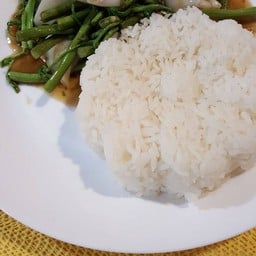 ข้าวราดผักกระเฉด_ไฟแดง