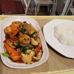 ชุดข้าวหอมมะลิ+เต้าหู้ผัดเต้าซี่มังฯ