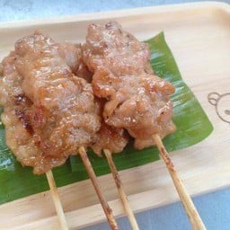ป้าแมวหมูปิ้ง