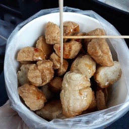 ไจแอนท์ลูกชิ้นปลา