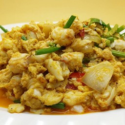 เนื้อปูก้อน ผัดผงกระหรี่