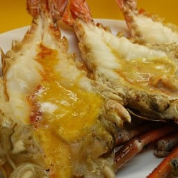 กุ้งแม่น้ำใหญ่เผา
