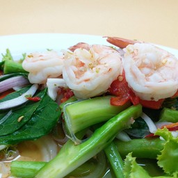 ยำคะน้ากุ้งสด