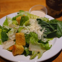 Apple Bee's Broadway st.