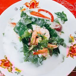 เฮียน้อยข้าวมันไก่