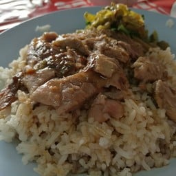 ข้าวขาหมูโอปอ สามชัย