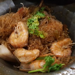 ครัวเรือนกลางน้ำ ซีฟู้ด