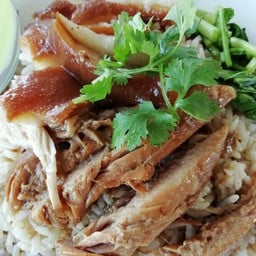 ข้าวขาหมูลูกสาว