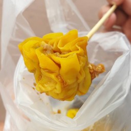 ตังค์ต้าร์ ซาลาเปาเด่นชัย ปตท. เด่นชัย