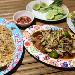 ป้าจ๊ะซีฟู้ดEAK