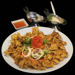 ไก่ทอดงาขาว กระเทียมกรอบ