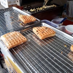 ขนมรังผึ้ง ปากซอยวัดด่าน