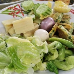 ศรีทองโภชนา