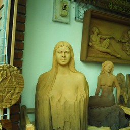 Wood Carving by Phadung