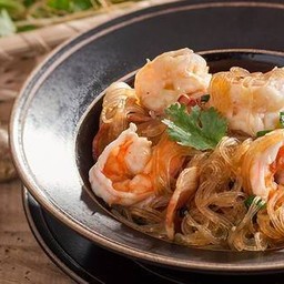 กุ้งอบวุ้นเส้น
