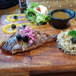 สเต็กไก่เกาหลีซอสบาร์บีคิว