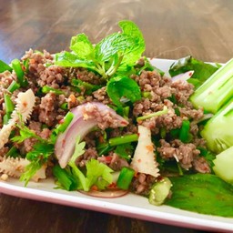 ลาบเนื้อ