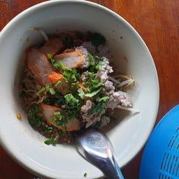 ก๋วยเตี๋ยวป้าพิม